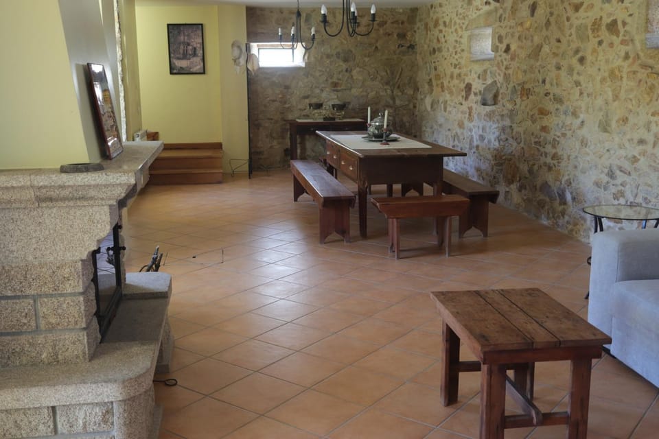 Living room, fireplace