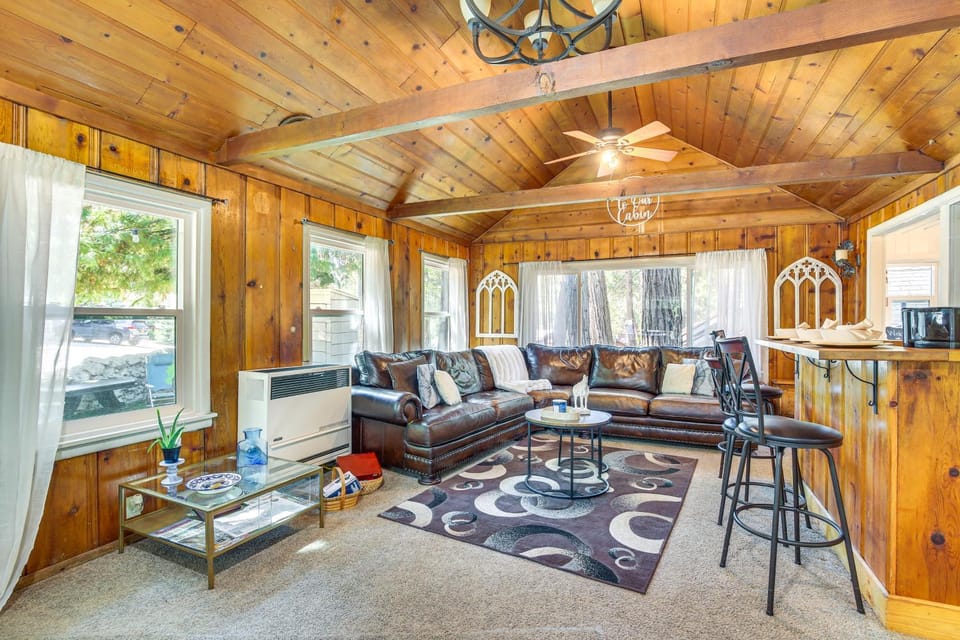 Pet-Friendly California Abode with Fenced-In Yard! House in Crestline