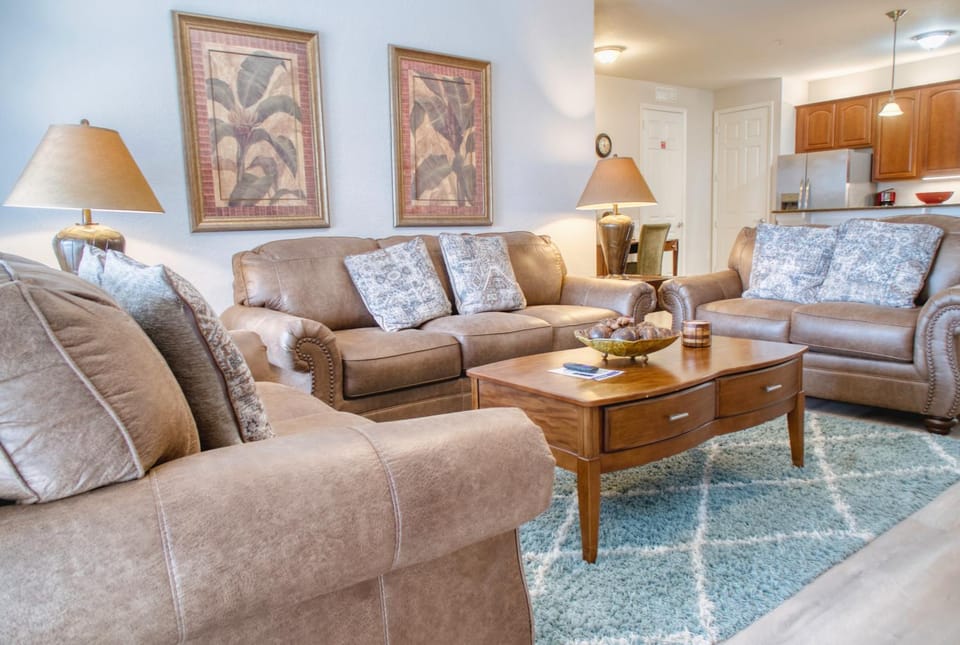 Luxury Lake View Condo-Vista Cay Apartment in Orlando