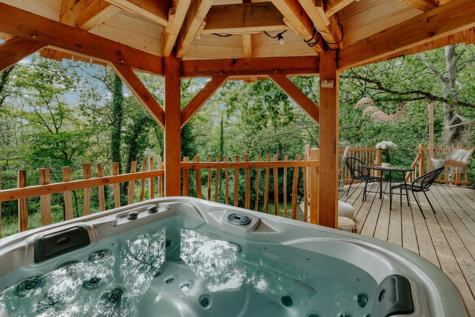 Hot Tub
