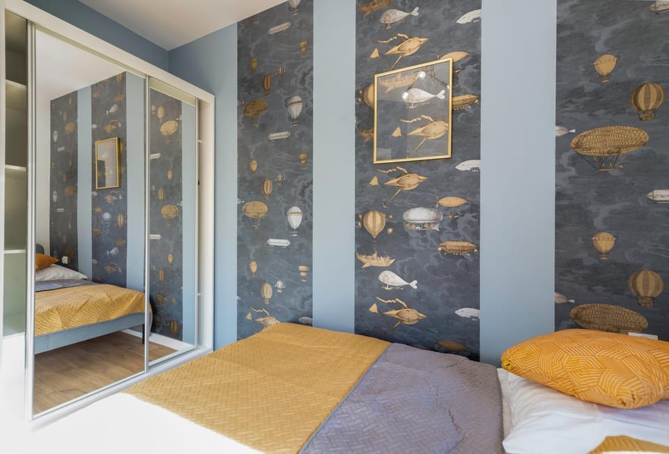 Bed, Photo of the whole room, Bedroom, wardrobe