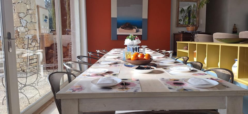 Situation exceptionnelle, villa Labori, luxueuse Villa in Malaucène