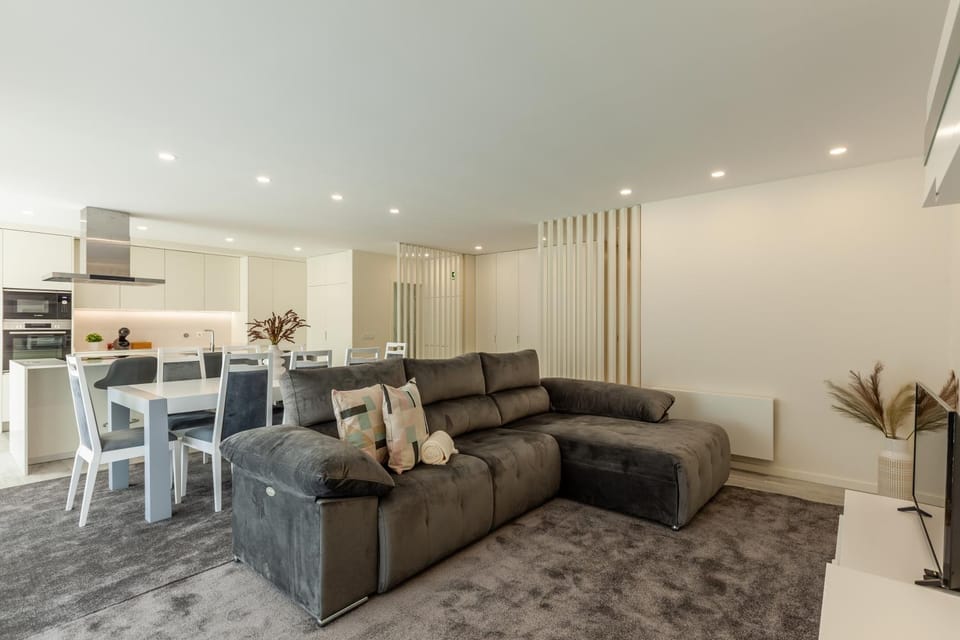Kitchen or kitchenette, Living room, Seating area, Dining area, minibar, pet friendly, stove