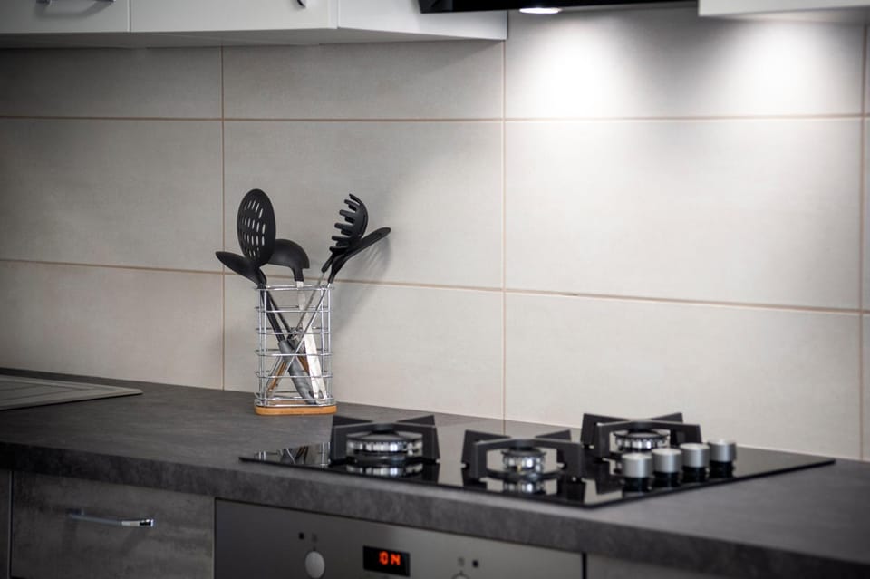 Kitchen or kitchenette, stove