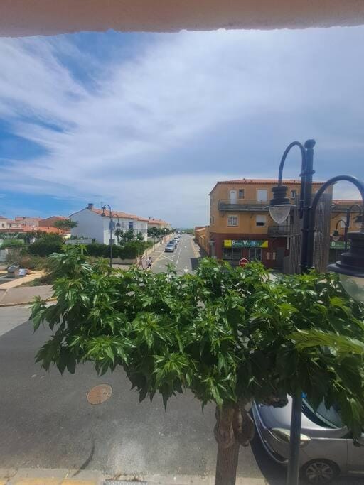 Neighbourhood