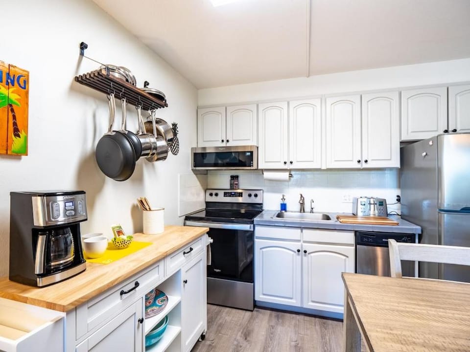 Coffee/tea facilities, Kitchen or kitchenette