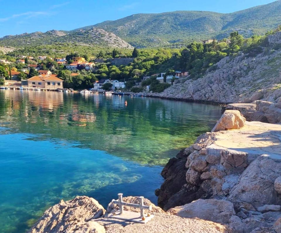 Day, Beach, Mountain view, Sea view