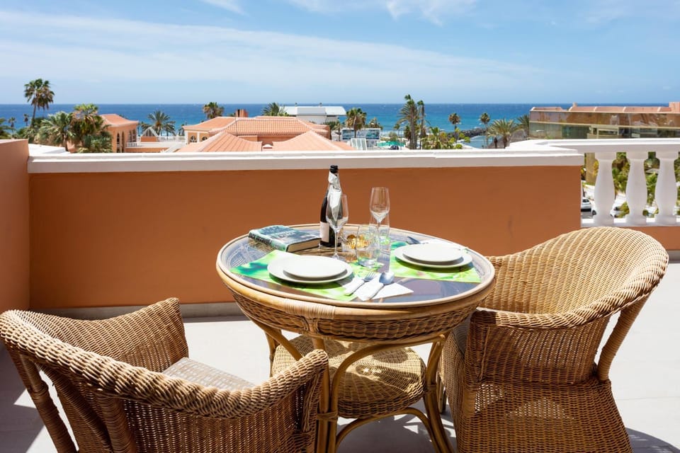 View (from property/room), Balcony/Terrace, Sea view