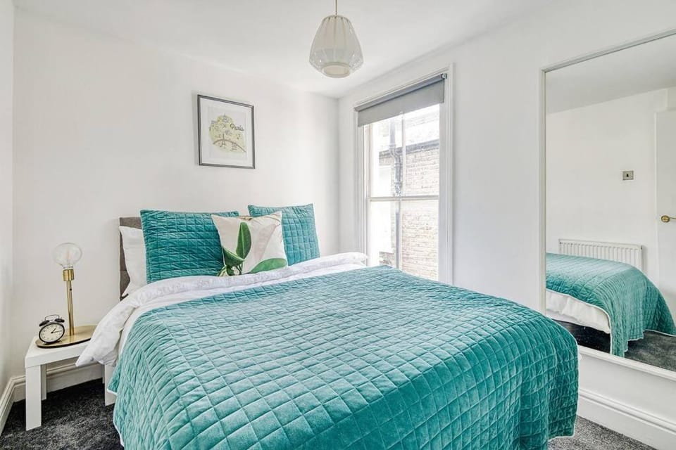Nice 3 bed flat near Chelsea Apartment in London