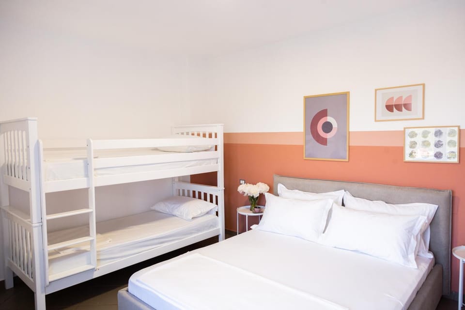 Bed, Bedroom, bunk bed