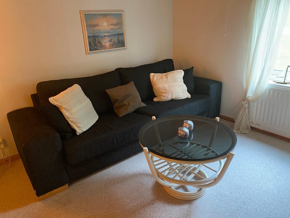 Seating area, Bedroom