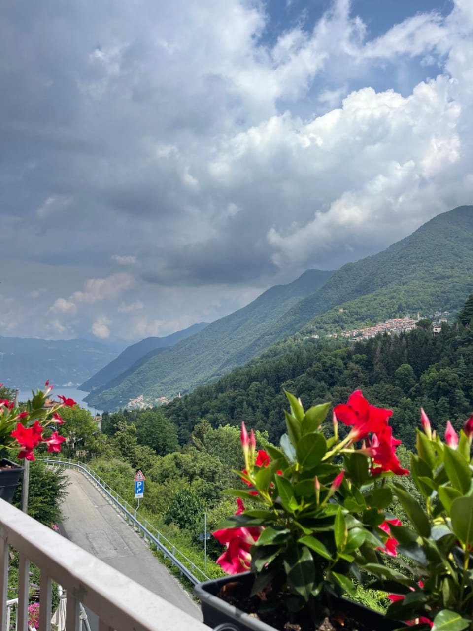 Nearby landmark, Day, Summer, View (from property/room), Balcony/Terrace, Mountain view