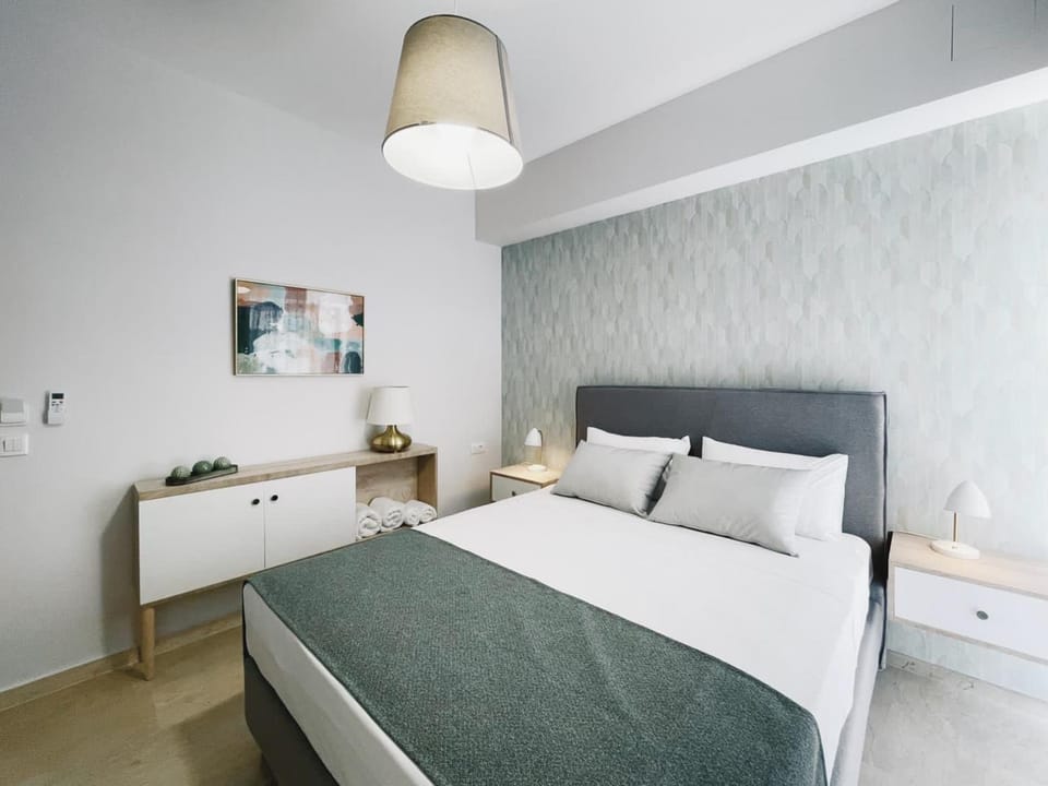 Urban Hive Chania, Your City Basecamp - Fiber Wifi Apartment in Chania