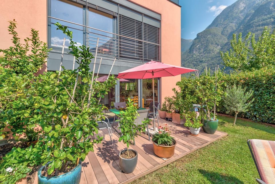 Splendido attico per chi ama escursioni nella natura Apartment in Canton of Ticino