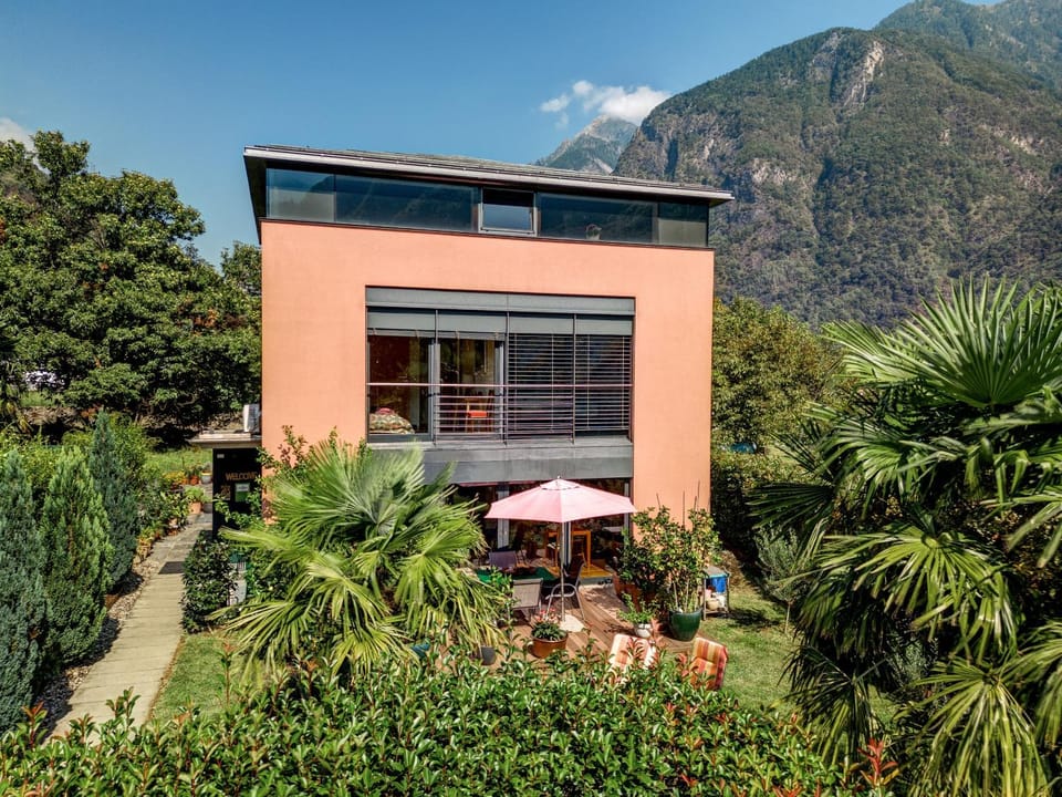 Splendido attico per chi ama escursioni nella natura Apartment in Canton of Ticino