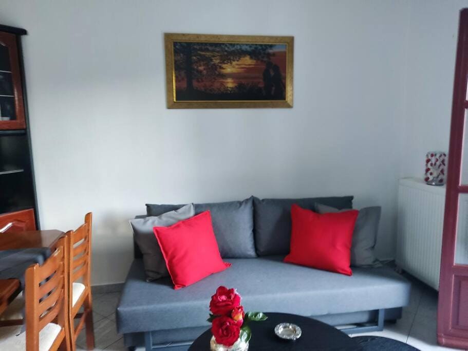Cozy Mountain View Apartment in Sporades, Greece