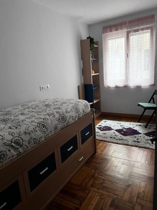 Amplio Piso 110m - Moderno y 2 Baños - Poniente Apartment in Gijón