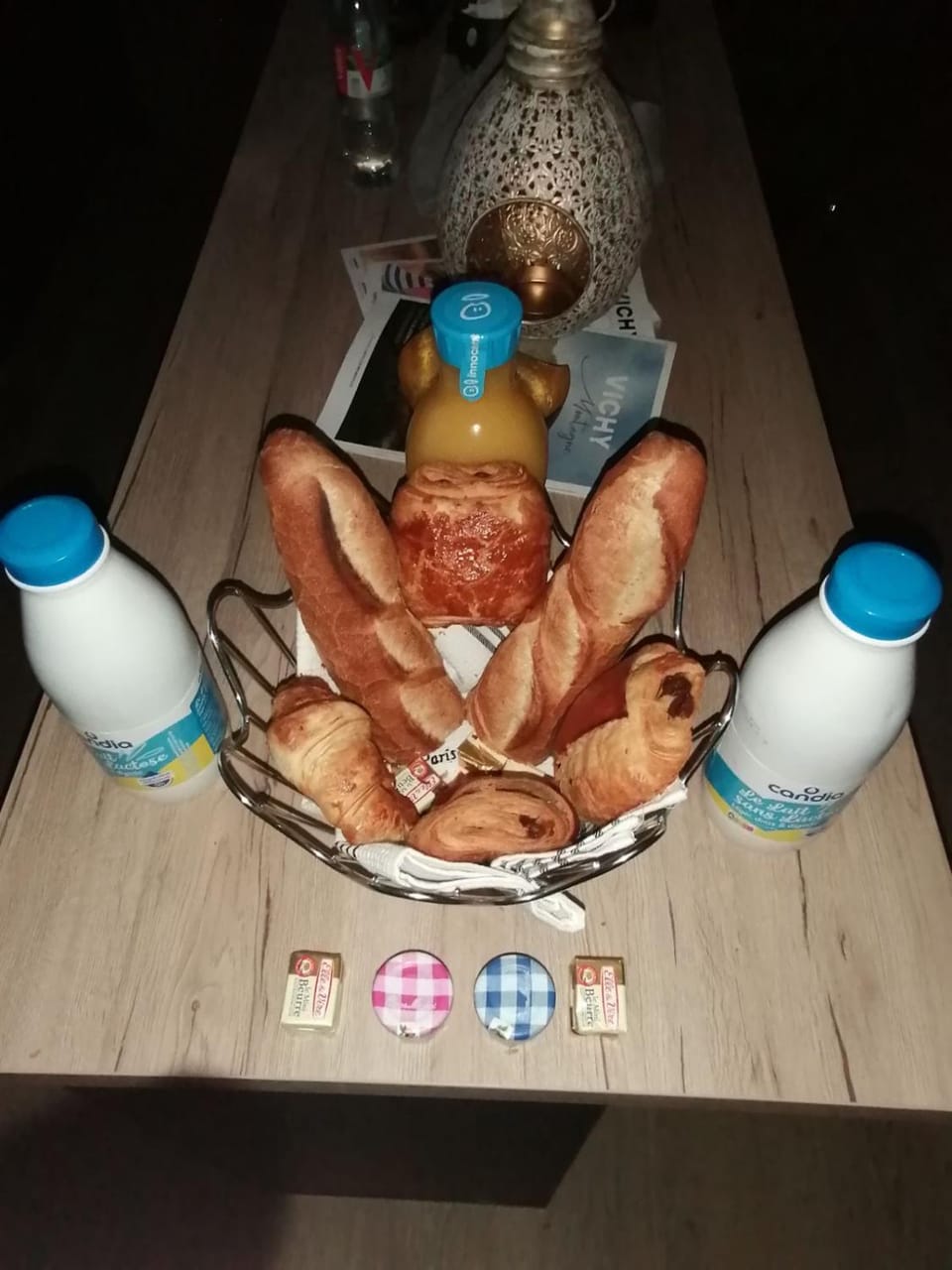 Breakfast, Continental breakfast