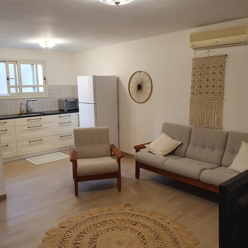 היחידה בגומא Apartment in North District