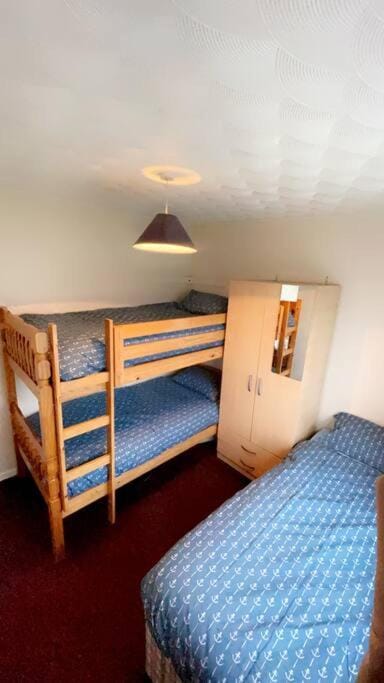 Bed, Photo of the whole room, Bedroom, bunk bed