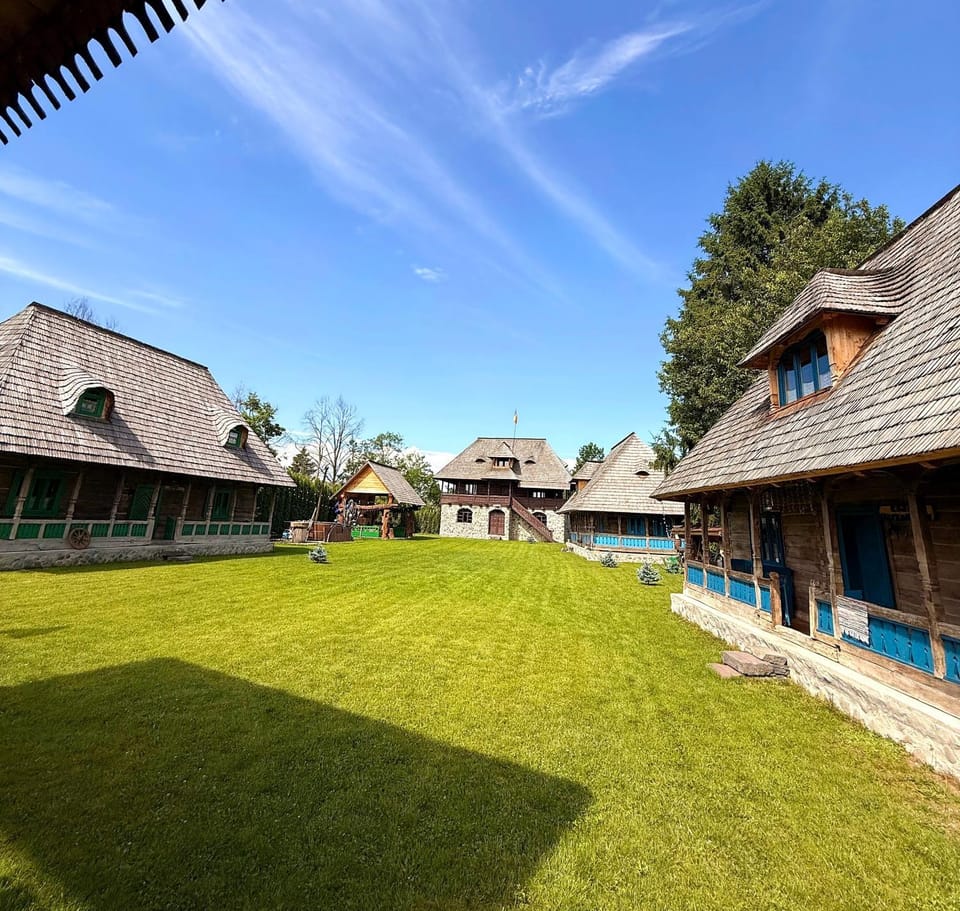 La Patru Daci Bed and Breakfast in Romania