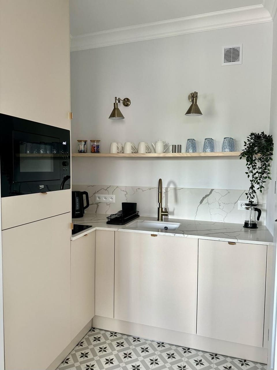 Coffee/tea facilities, Kitchen or kitchenette, dishwasher, minibar, pet friendly, stove