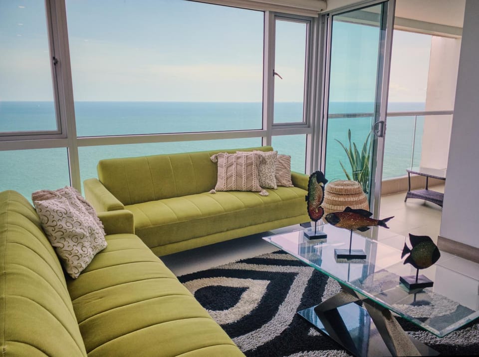 Living room, Sea view