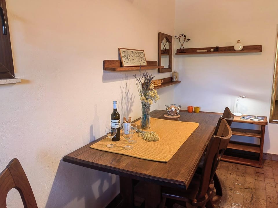 Other, Dining area