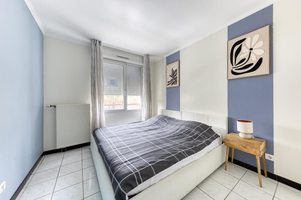 Appartement lumineux à deux pas d Orly Aeroport Apartment in Île-de-France