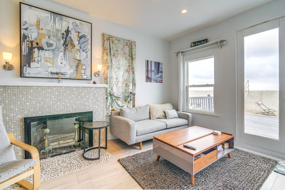 Oceanfront Marshfield Home on Brant Rock Beach House in Ocean Bluff Brant Rock