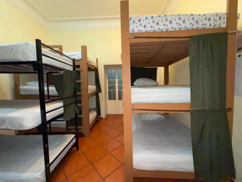 Photo of the whole room, Bedroom, bunk bed