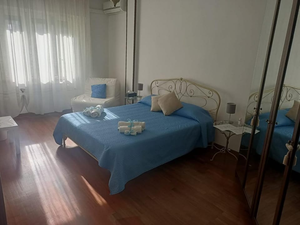 Other, Decorative detail, Bedroom, Buffet breakfast, Italian breakfast, towels, wedding