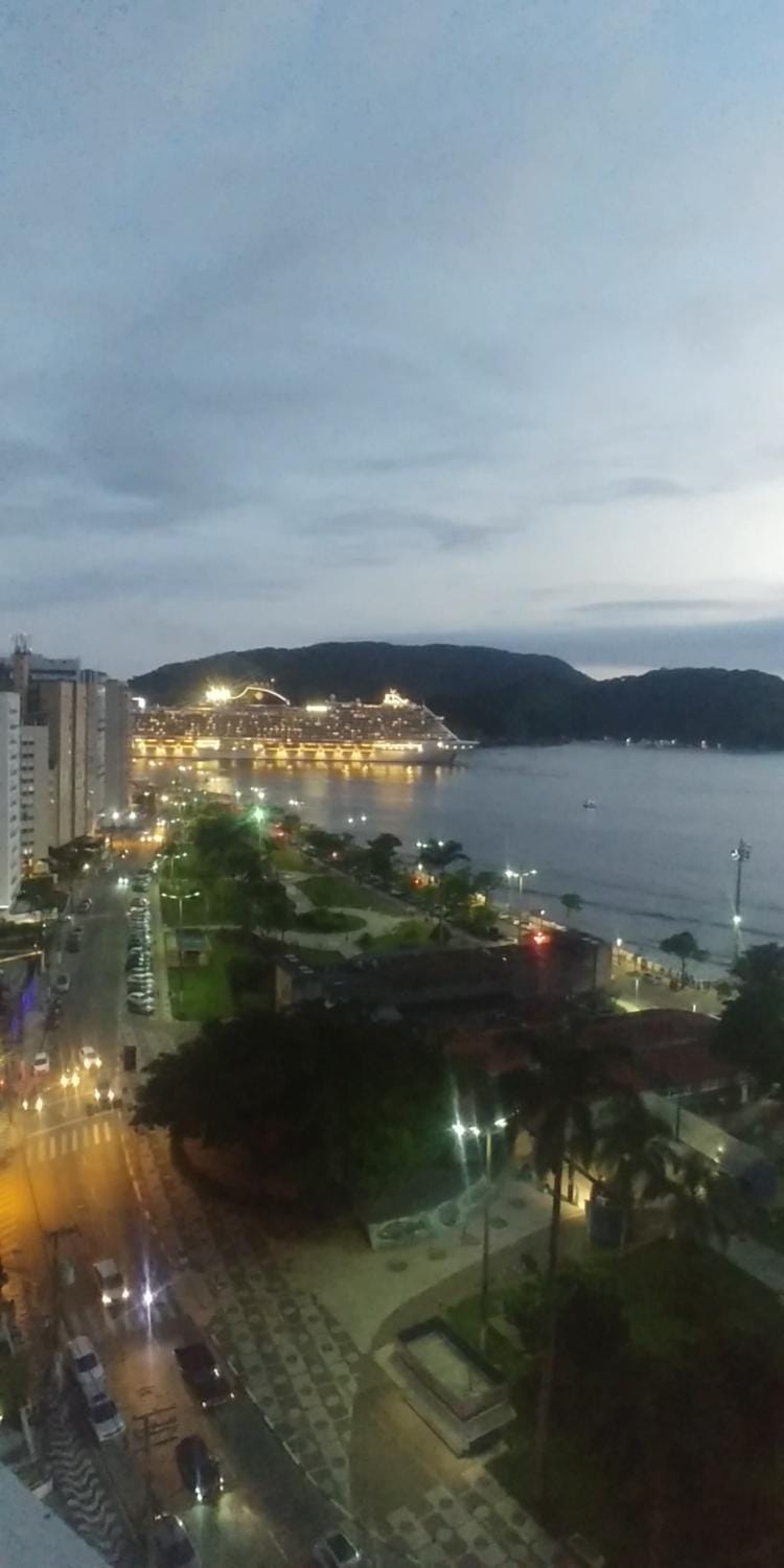 Sunset Apartment in Santos