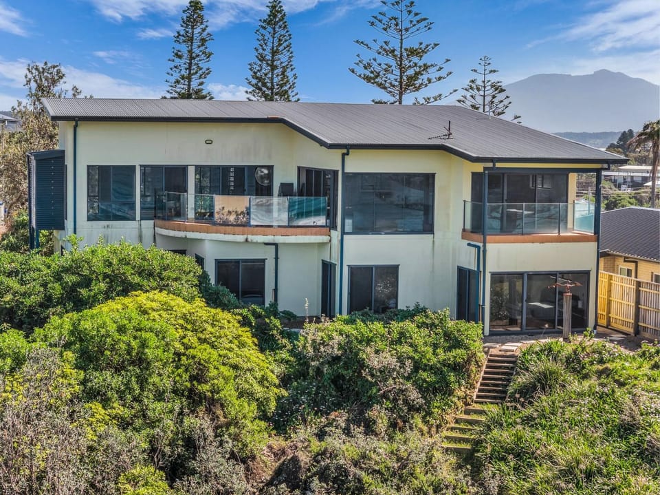 Bermi Bliss - Dickinson Avenue 7 House in Bermagui