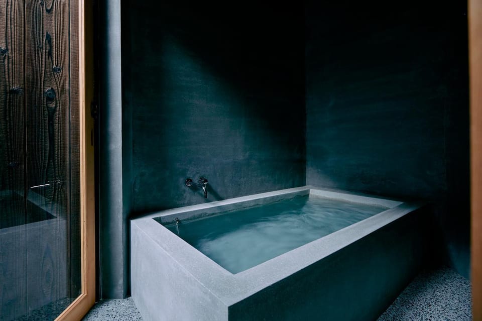Hot Tub, Hot Tub, Bath
