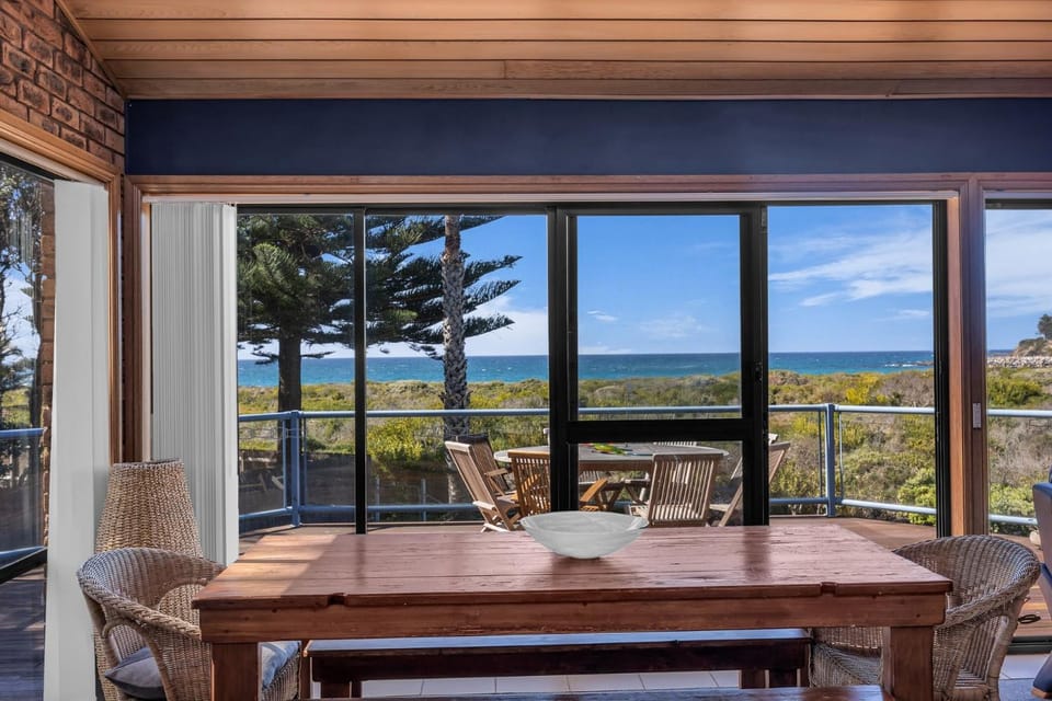 Breakwater 1 - Narira Street 1 House in Bermagui