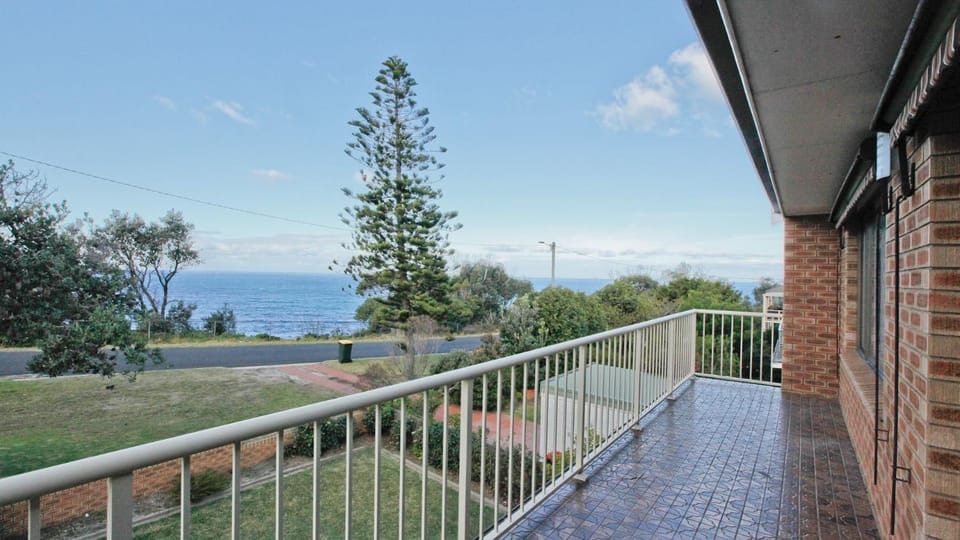 View (from property/room), Balcony/Terrace, Sea view