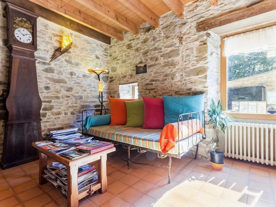 Chambre rustique avec lit king-size, salle de bains privée et petit-déjeuner près de Nantes. - FR-1-306-1250 Bed and Breakfast in Pays de la Loire