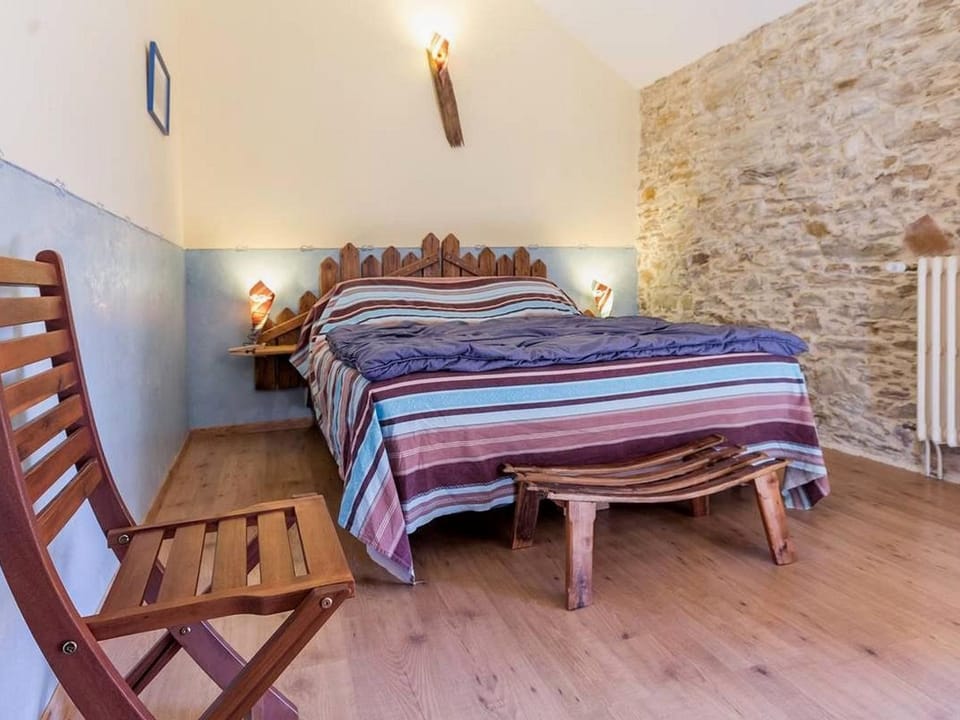 Rustique, Confort et Détente Près de Nantes: Chambre Équipée avec Petit-Déjeuner Inclus - FR-1-306-1254 Bed and Breakfast in Pays de la Loire