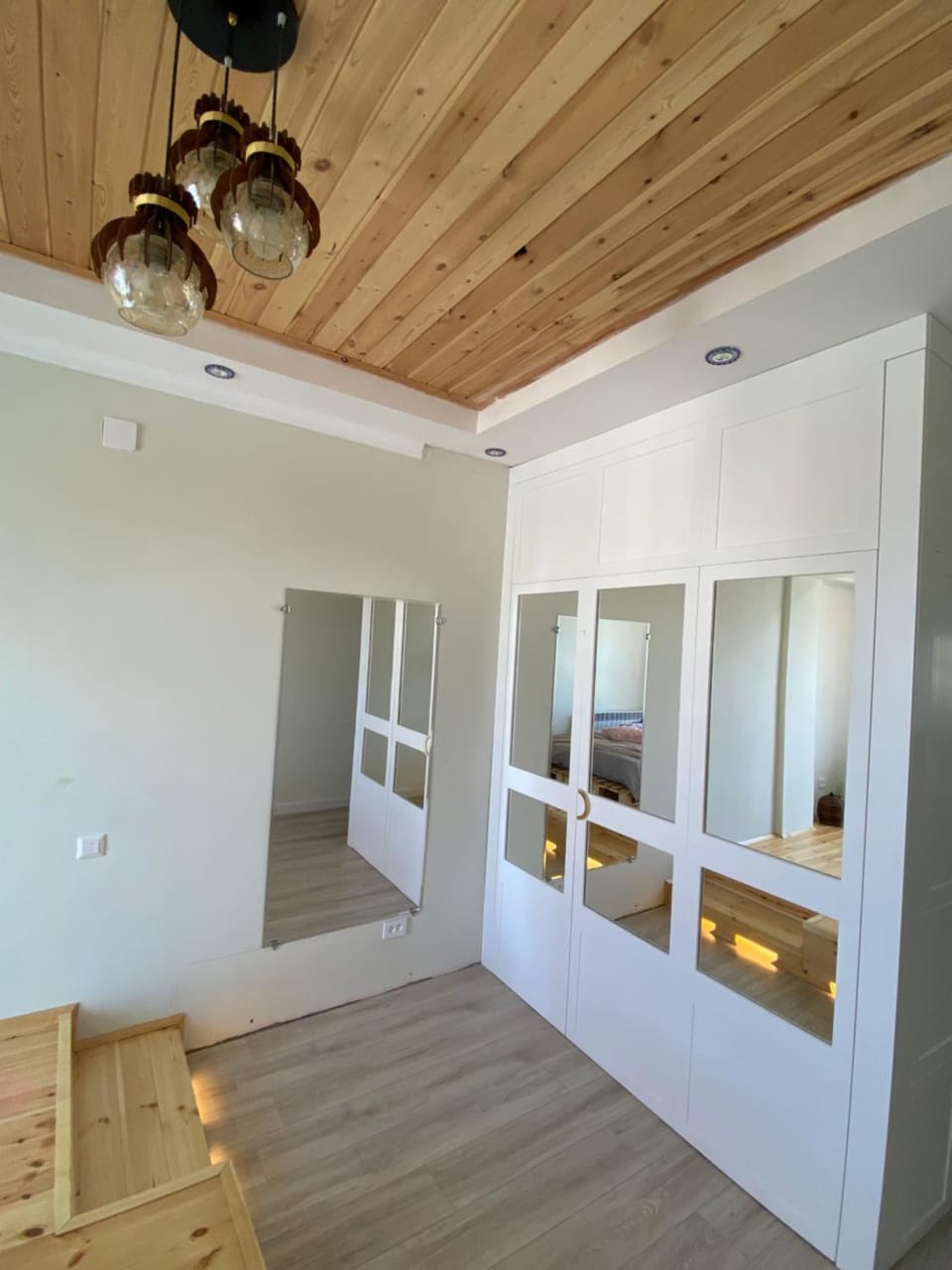 Bedroom, wardrobe
