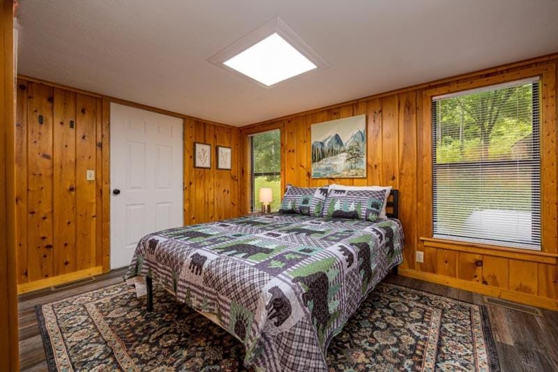 Pigeon Forge Getaway Chalet in Pigeon Forge
