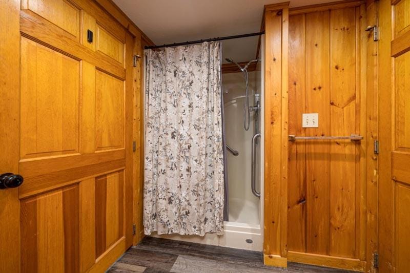 Pigeon Forge Getaway Chalet in Pigeon Forge