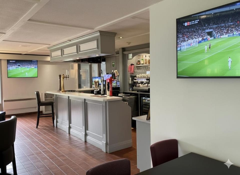 Lounge or bar
