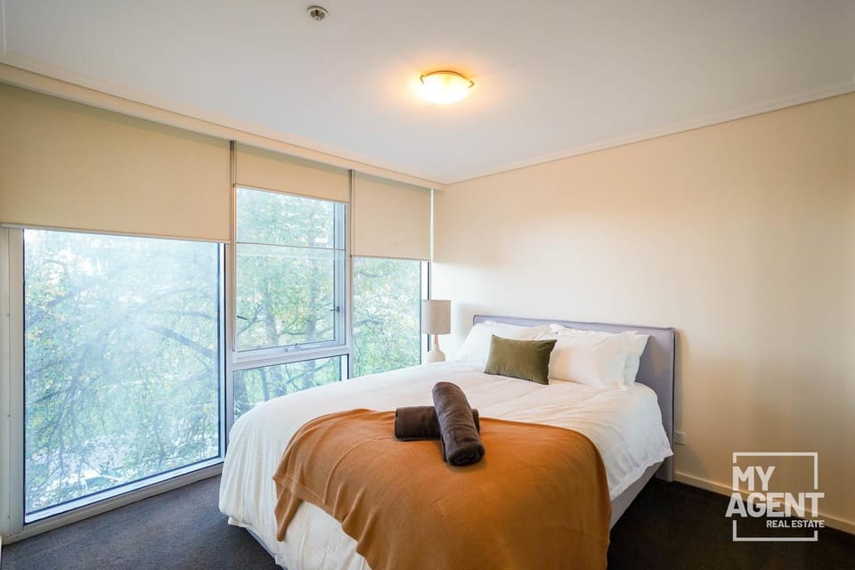 Bed, Bedroom, wardrobe