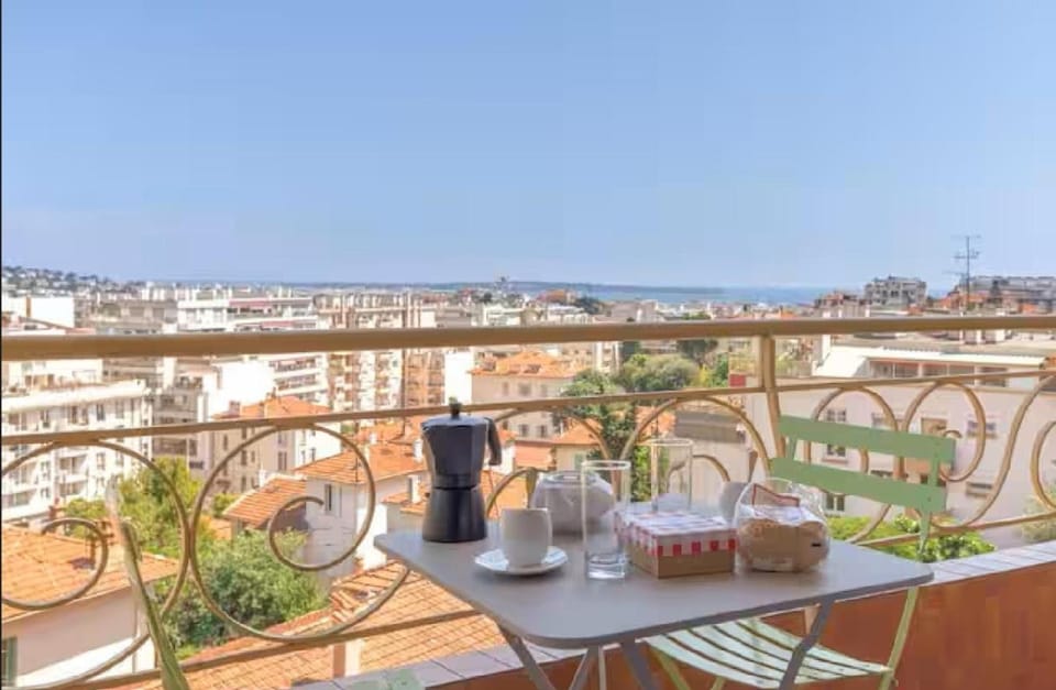 Balcony/Terrace, City view, Sea view