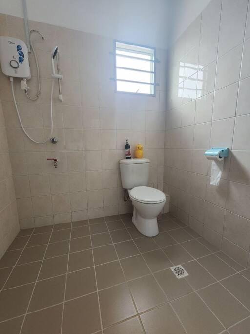 4R4B SDK Traveler Modern loft overlooking downtown House in Sabah