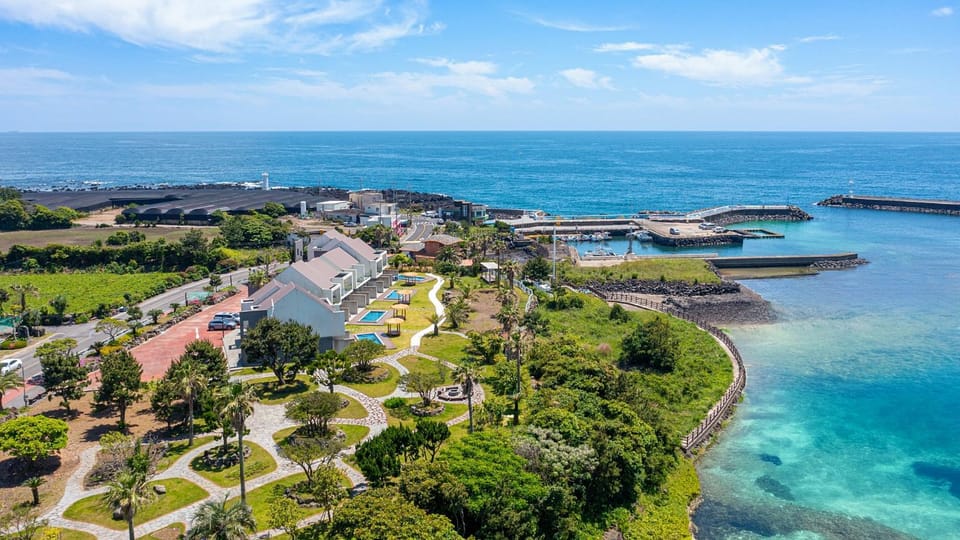 Jeju Badayeon Villa Country House in South Korea