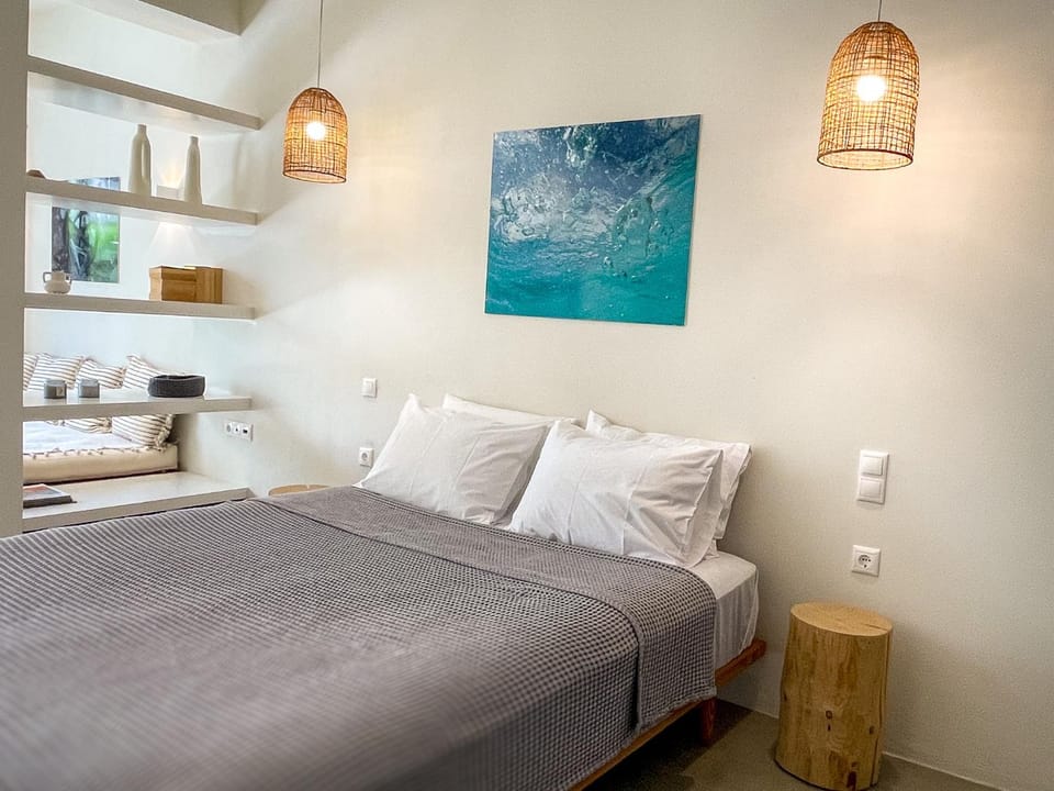 Kynthia Suite - Escape to Seaside Makry Gialos Apartment in Lasithi