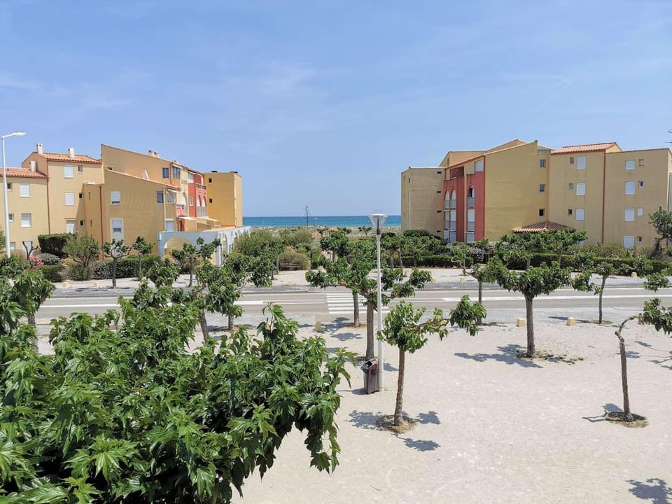 Résidence Copacabana - Bel appartement deux pièces à Port Leucate. Réf: 1COP_518E MAE-8924 Apartment in Le Barcarès