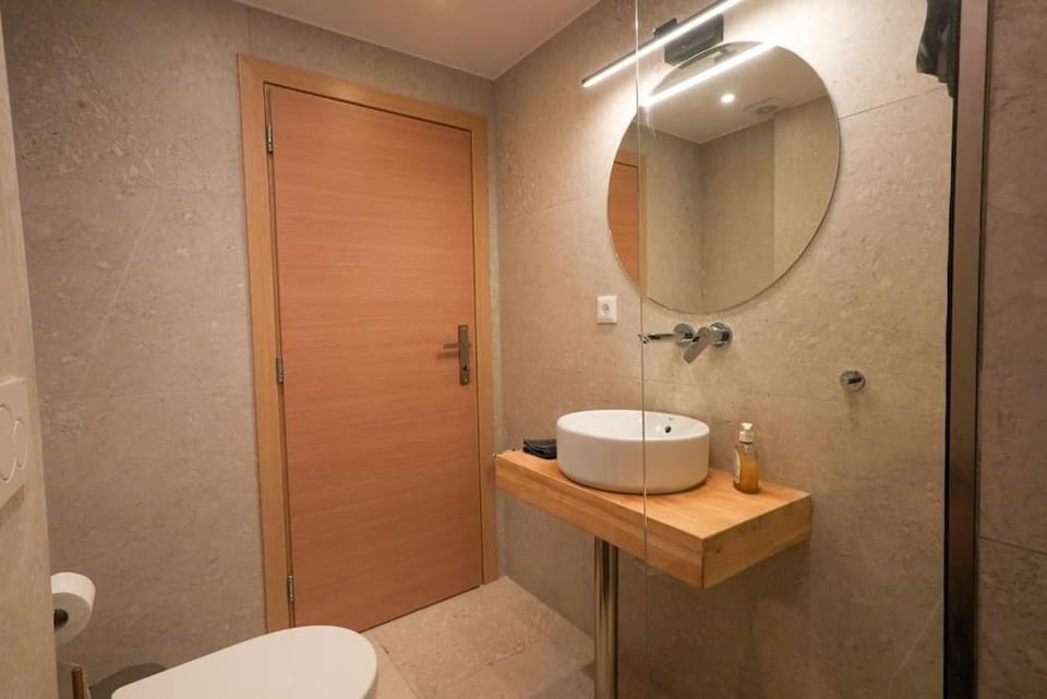 The Downtown Oasis [4' To Panormou Metro Station] Apartment in Athens